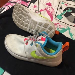 Toddler girl Nike shoes